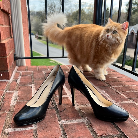 Nine West 7 Black Leather Platform Pumps - Picture 2 of 7